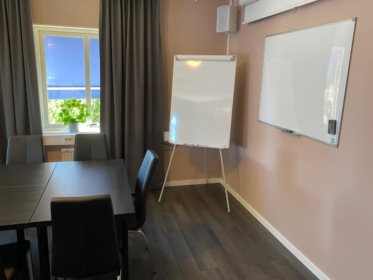 De la Gardie Park Vandrarhem Hostel Lidköping Buitenkant foto