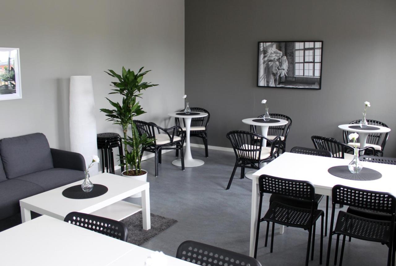 De la Gardie Park Vandrarhem Hostel Lidköping Buitenkant foto
